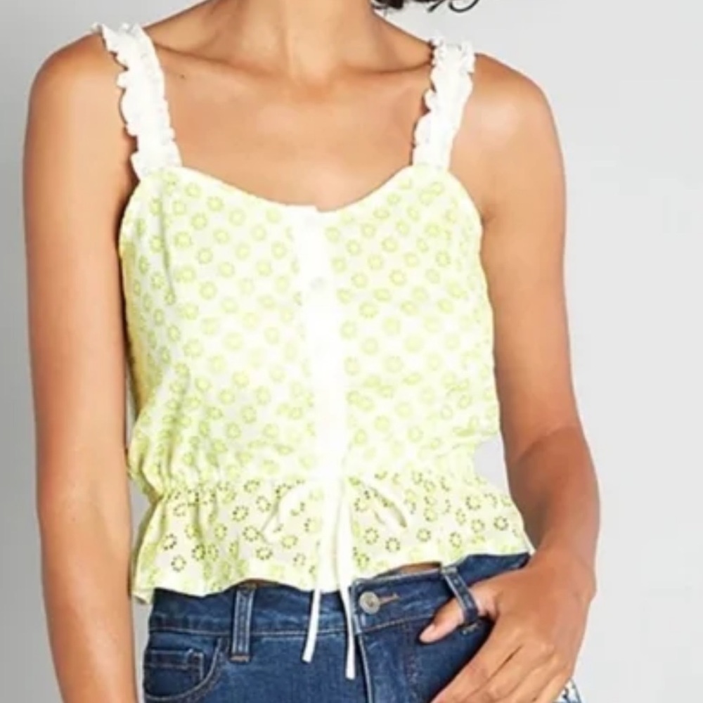 ModCloth Darling For The Prairie Peplum Tank Size XL